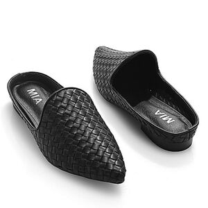 MIA JOHONA POINTED TOE FLATS SLIP ON MULES